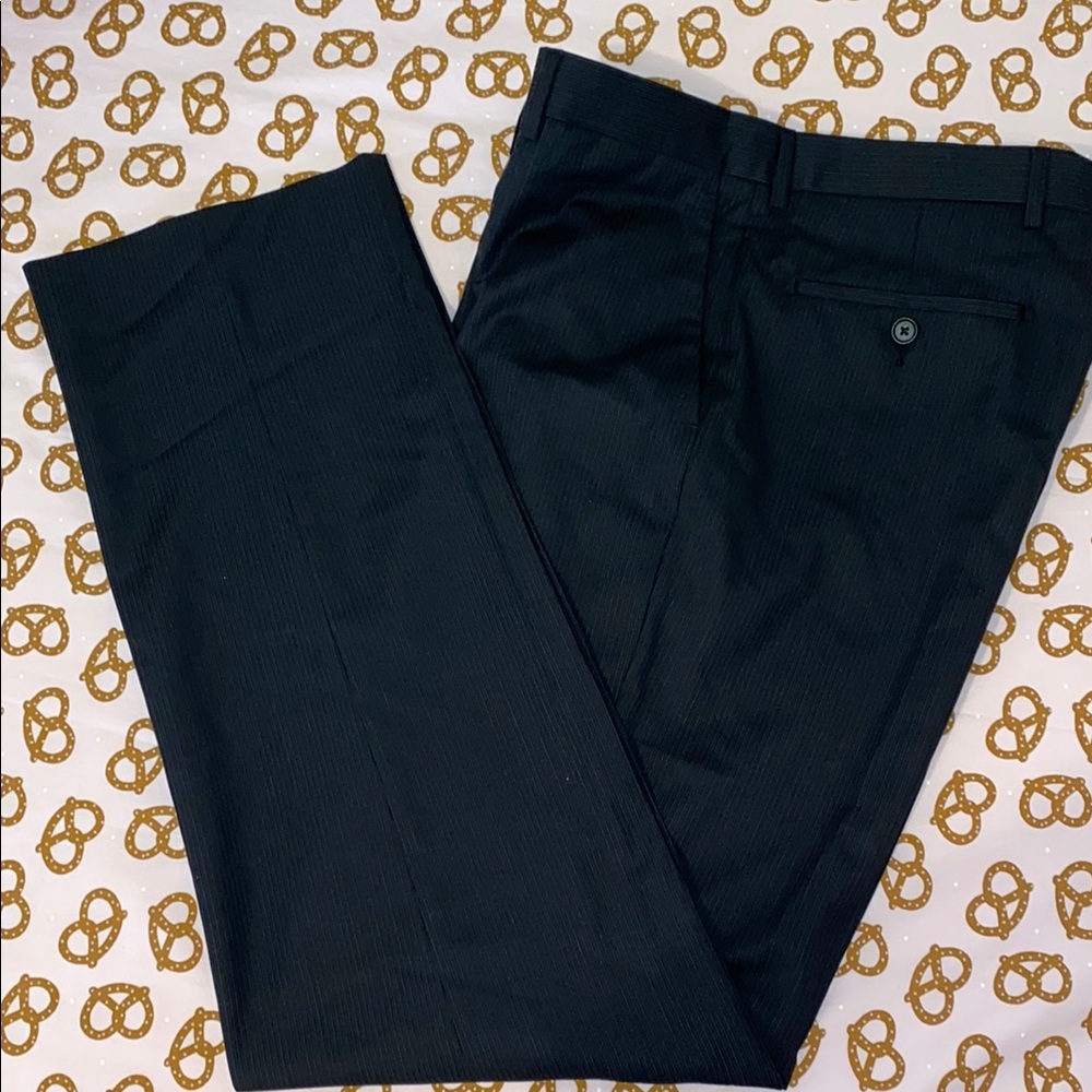 DKNY Men’s pants 100% wool, size 34x34